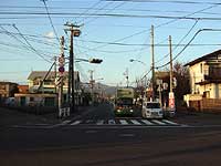 青空な日の夕方