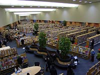 待ちに待った開館!