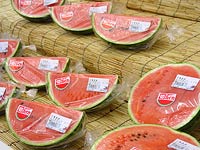 食べ物は夏ムード。