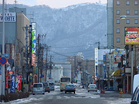 夕暮れ前の朝市