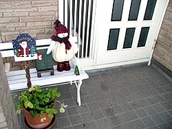雪だるまがお出迎え。