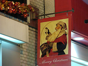 街はクリスマスですねえ。
