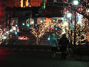 二十間坂ライトアップ。