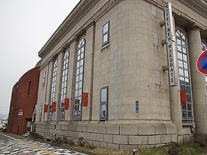 時折思い出す、この建物