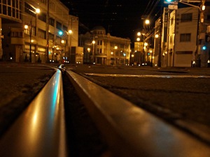 十字街のレールの上から