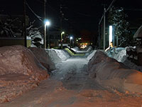 こんなに雪壁が高くなるなんて