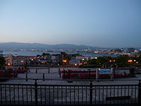 夕暮れ街歩きに最適な気温