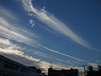 空と風が少し秋めいて