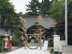 茅の輪くぐり