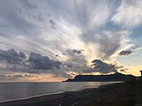 すっかり晩秋の夕暮れで
