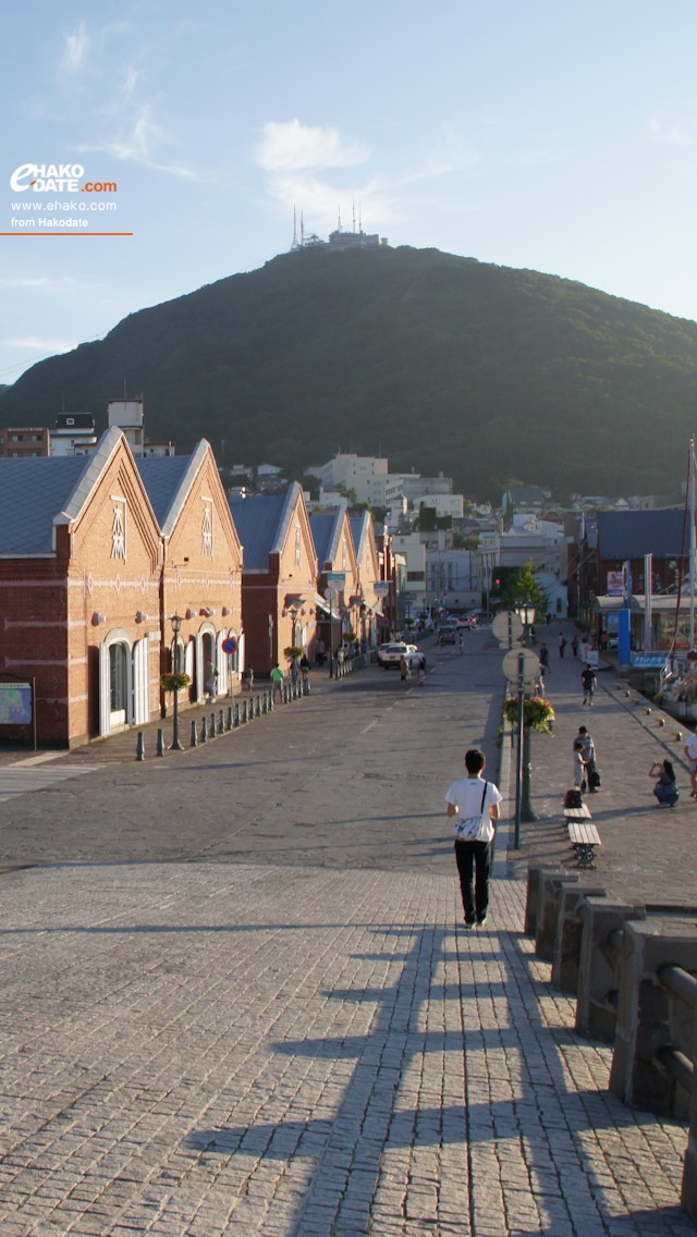 夏の夕方 ベイエリア 函館フォト散歩壁紙 函館市 道南地域ポータル E Hakodate