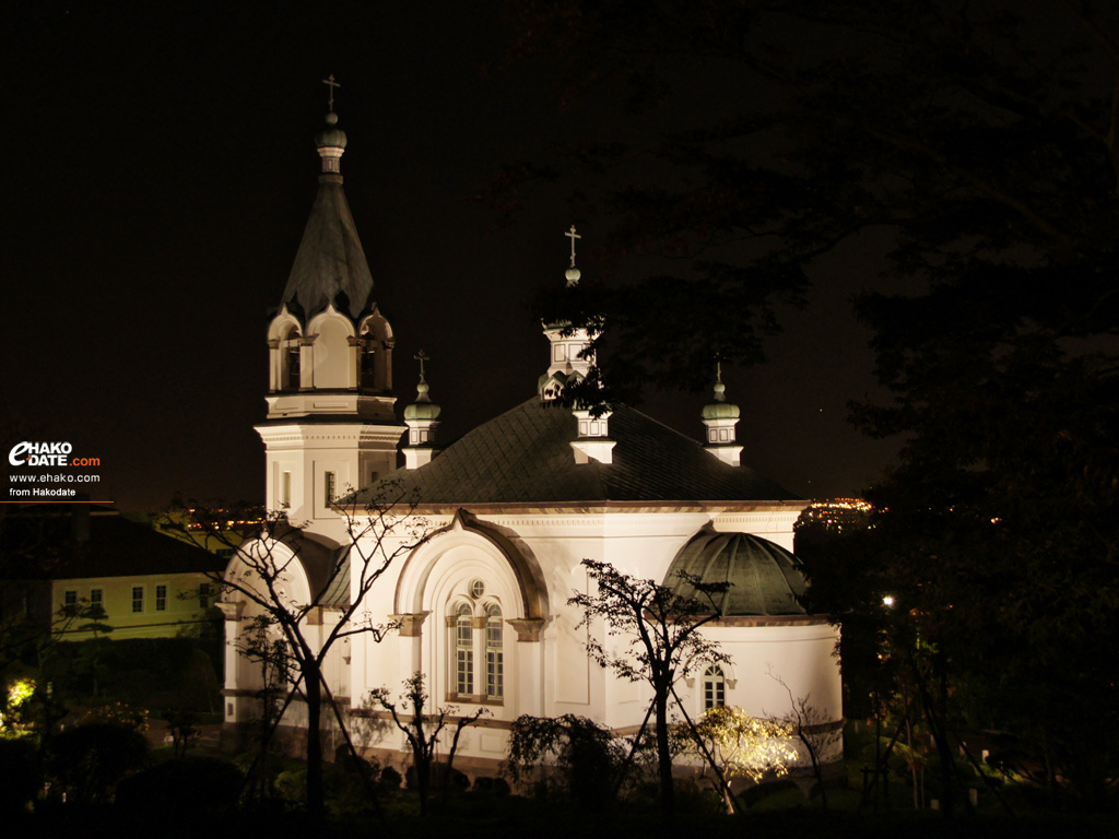 闇に浮かぶハリストス正教会
